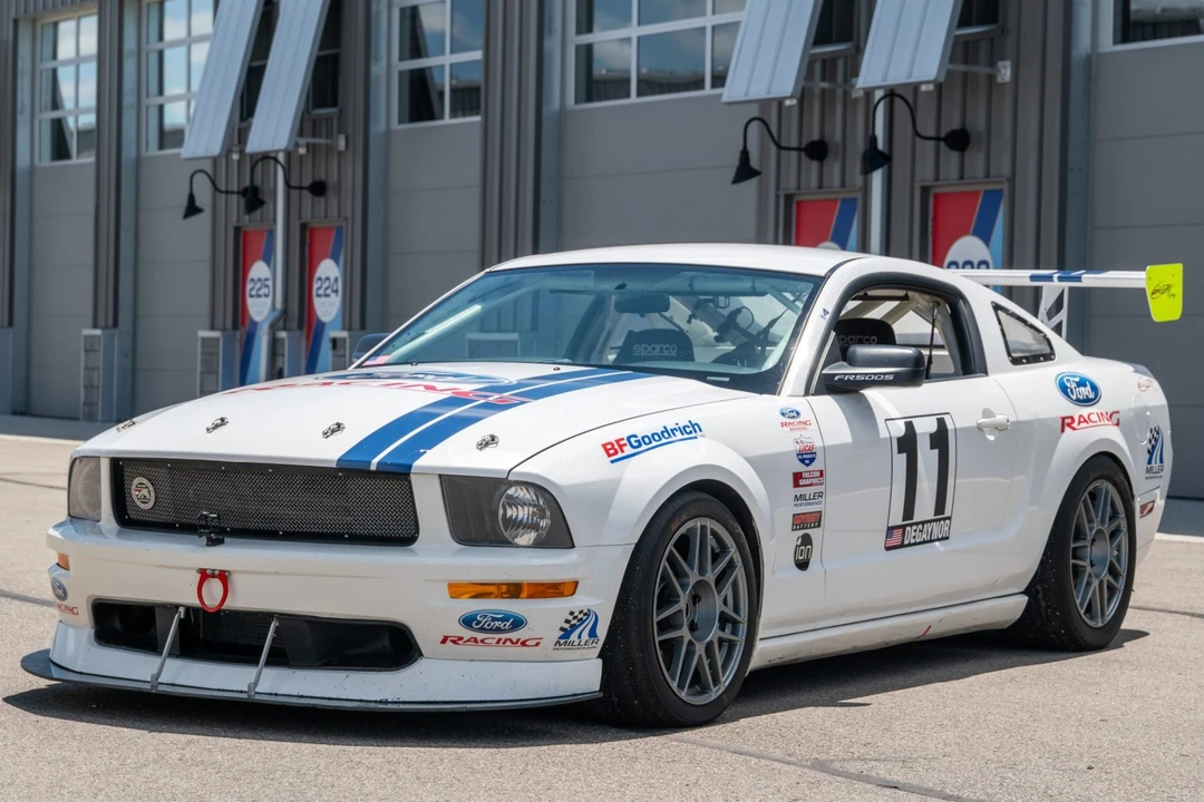 2008 Ford S197 Mustang - Image 1 of 31