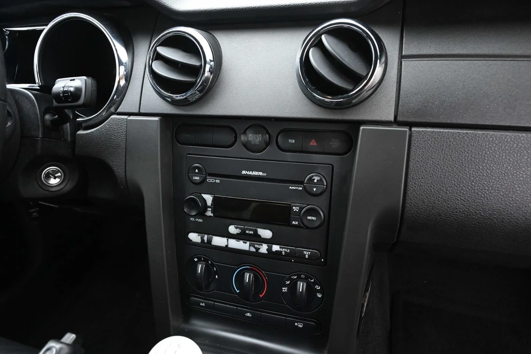 2006 Ford S197 Mustang - Image 26 of 30