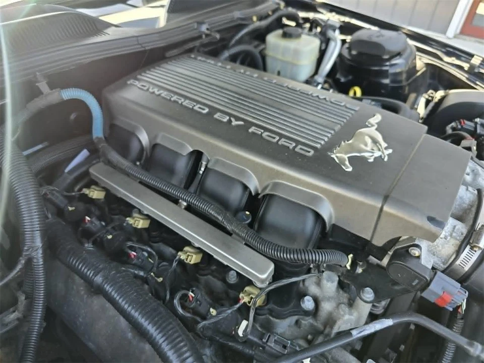 2008 Ford S197 Mustang GT - Image 10 of 27