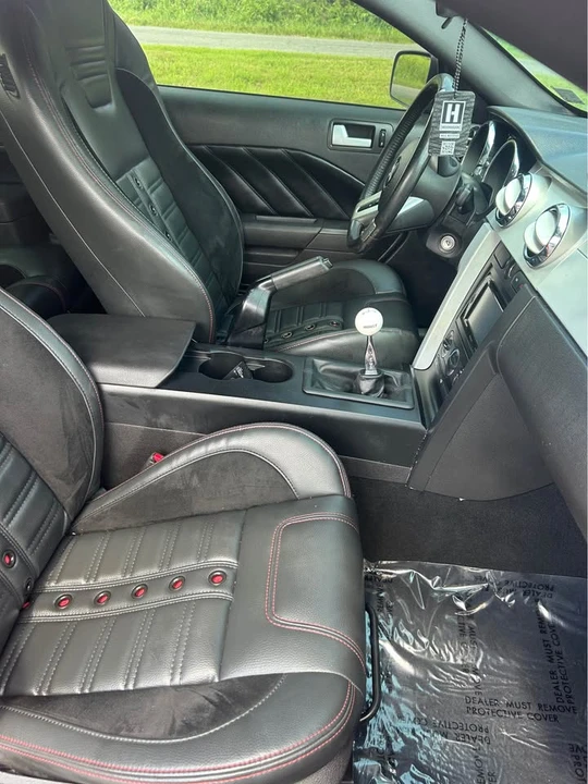 2008 Ford S197 Mustang - Image 8 of 11