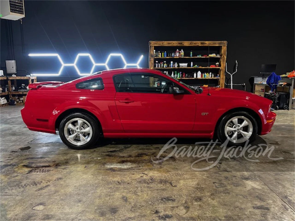 2008 Ford S197 Mustang GT - Image 2 of 5