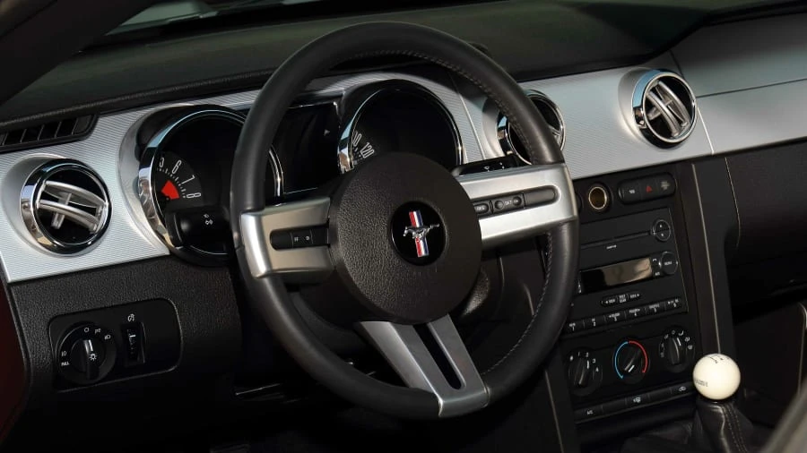 2008 Ford S197 Mustang - Image 16 of 19