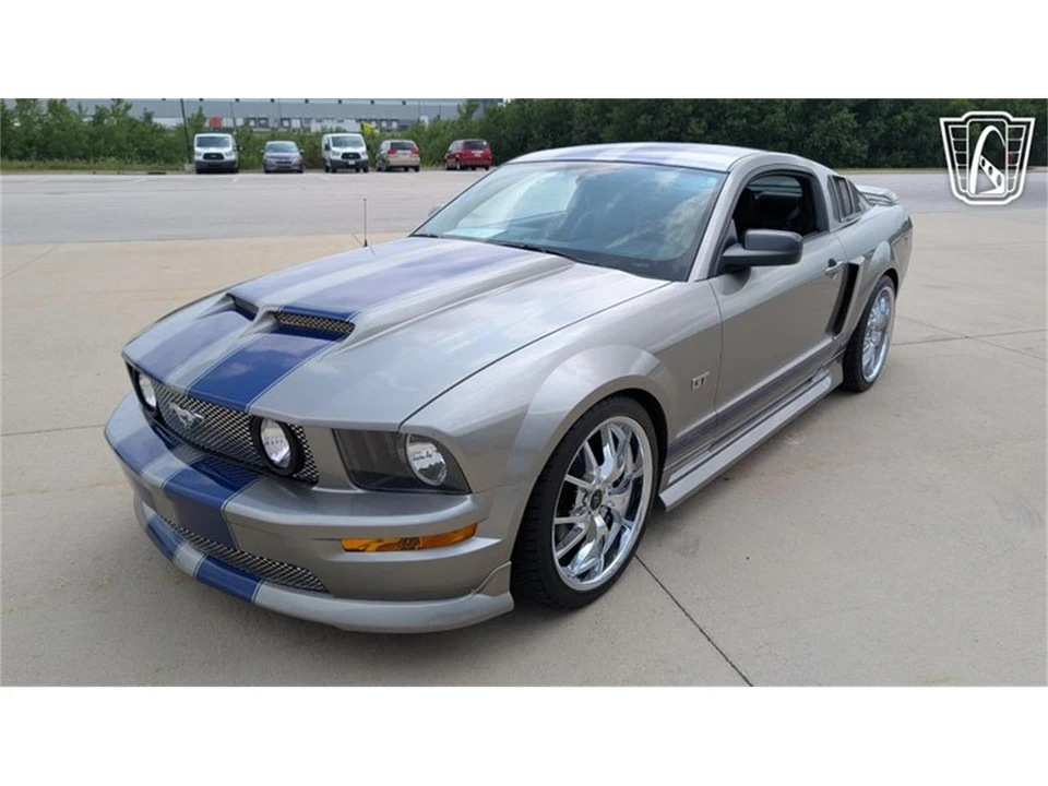 2008 Ford S197 Mustang GT - Image 2 of 31