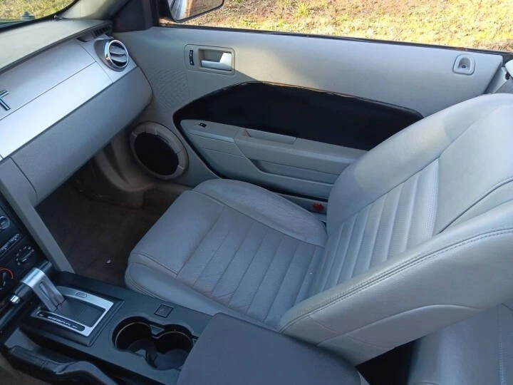 2008 Ford S197 Mustang - Image 12 of 16