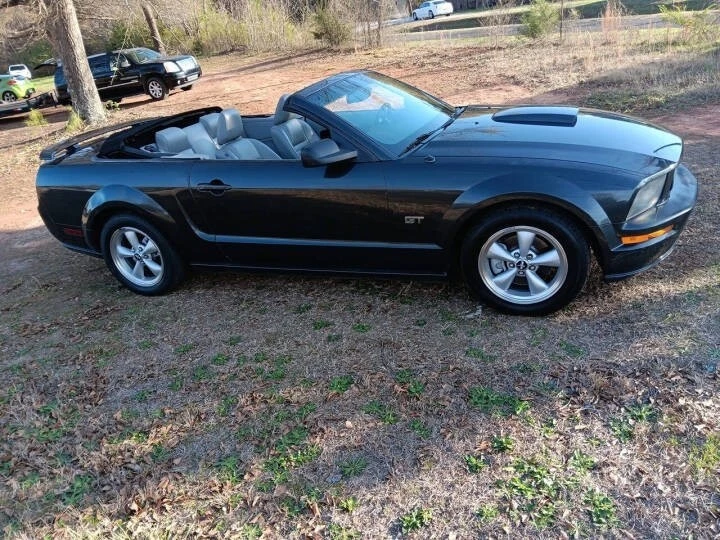 2008 Ford S197 Mustang - Image 10 of 16
