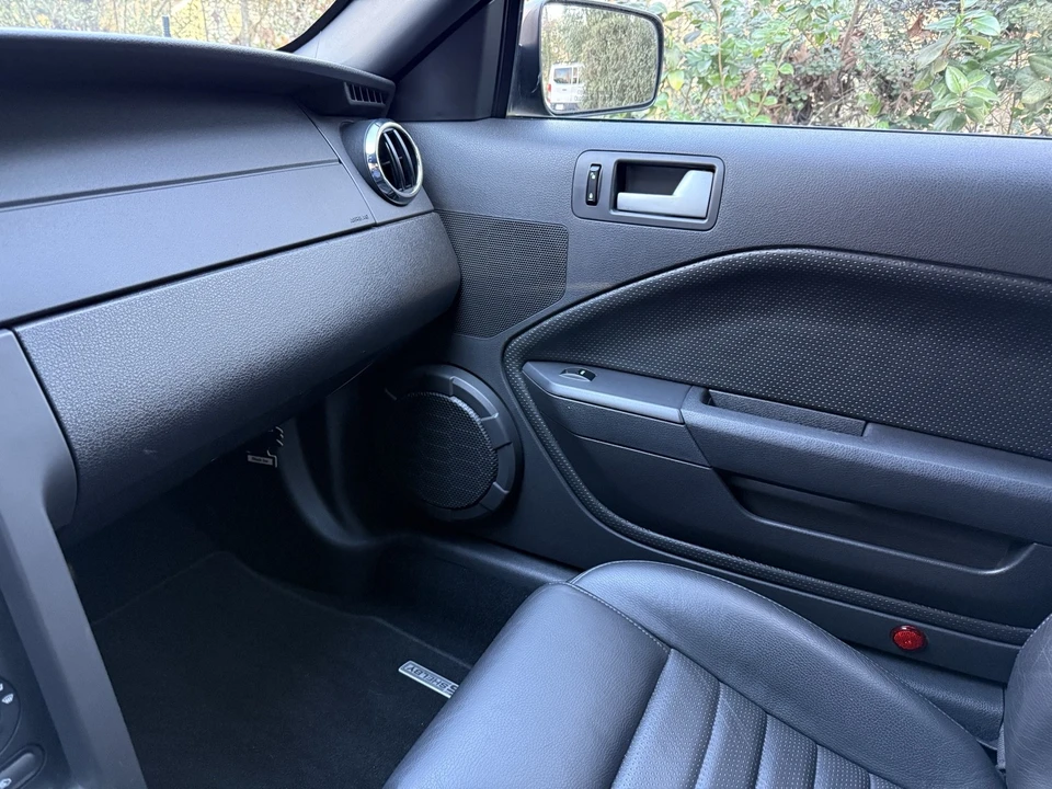 2008 Ford S197 Mustang - Image 15 of 21
