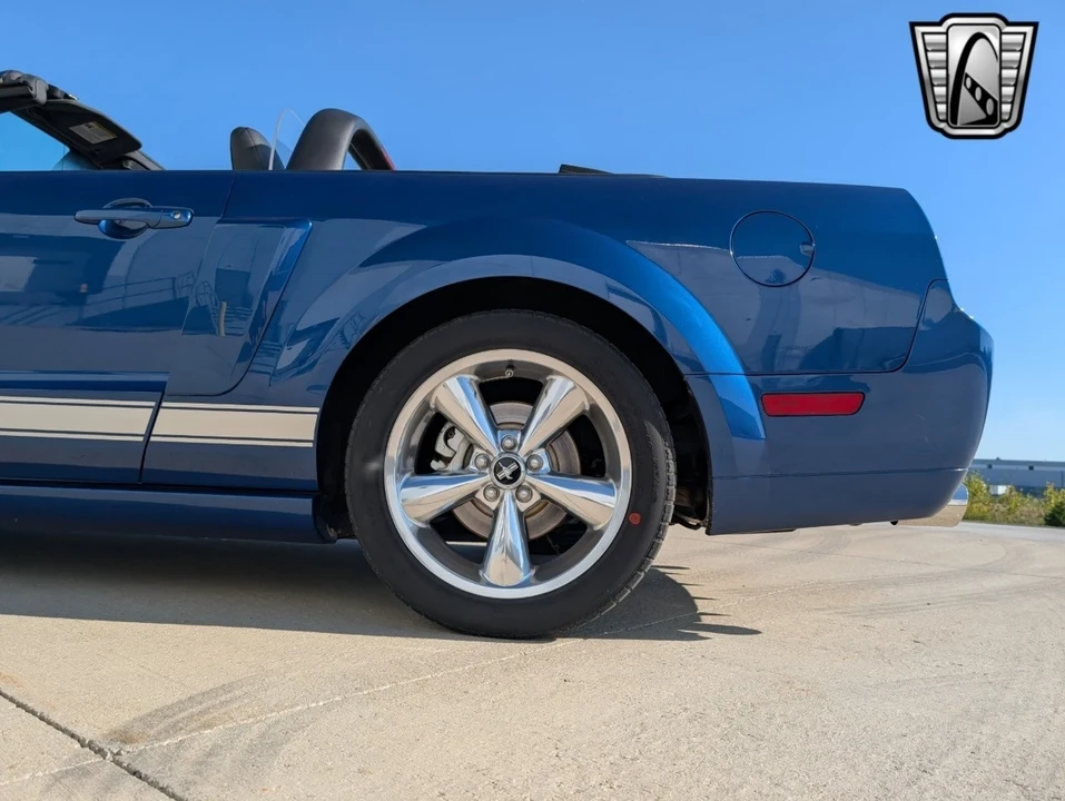 2008 Ford S197 Mustang - Image 11 of 12