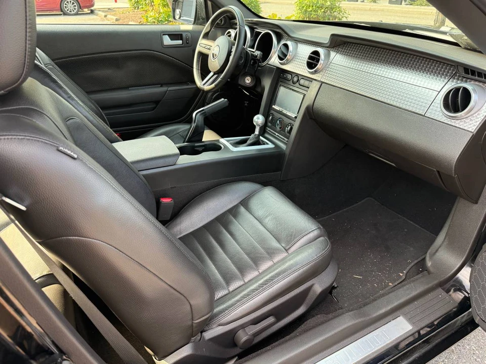2008 Ford S197 Mustang - Image 9 of 10