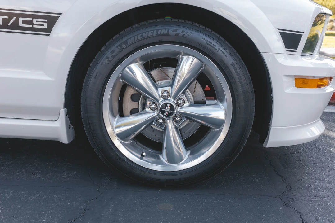2008 Ford S197 Mustang - Image 18 of 31