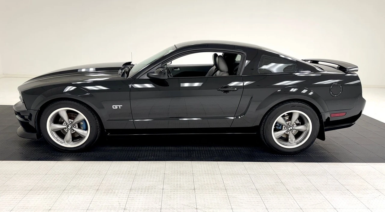 2008 Ford S197 Mustang - Image 2 of 31