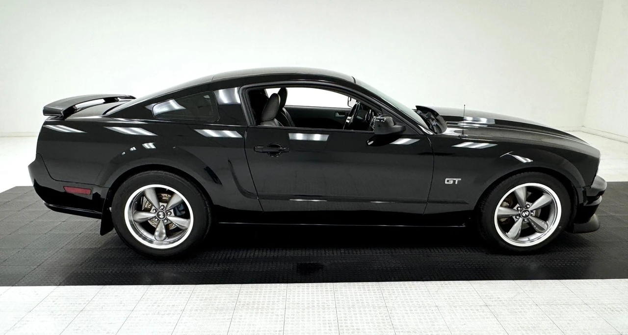 2008 Ford S197 Mustang - Image 6 of 31