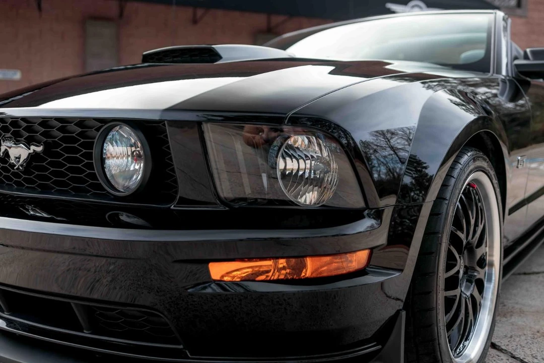 2008 Ford S197 Mustang - Image 9 of 12
