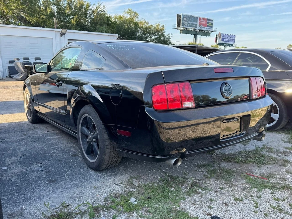 2008 Ford S197 Mustang - Image 2 of 9