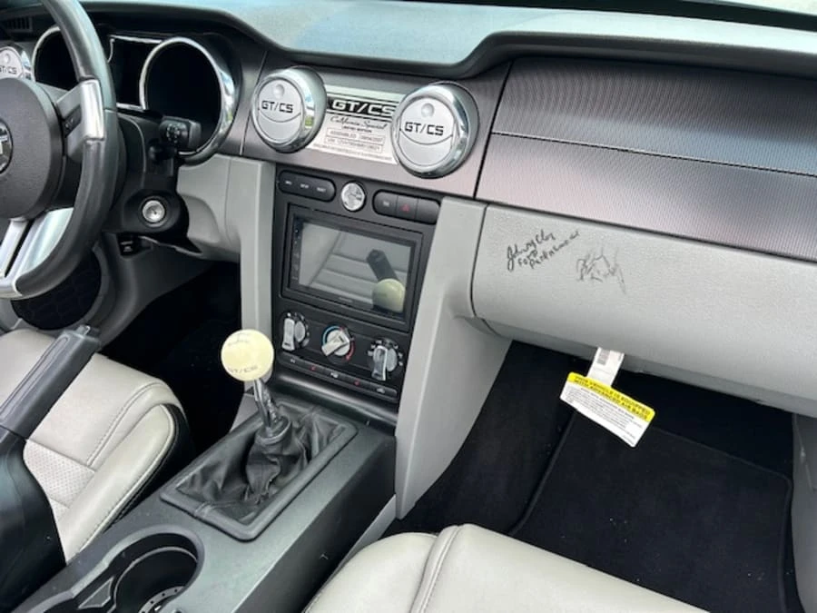 2008 Ford S197 Mustang - Image 11 of 17