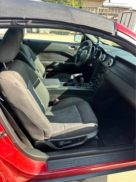 2008 Ford S197 Mustang - Image 11 of 12