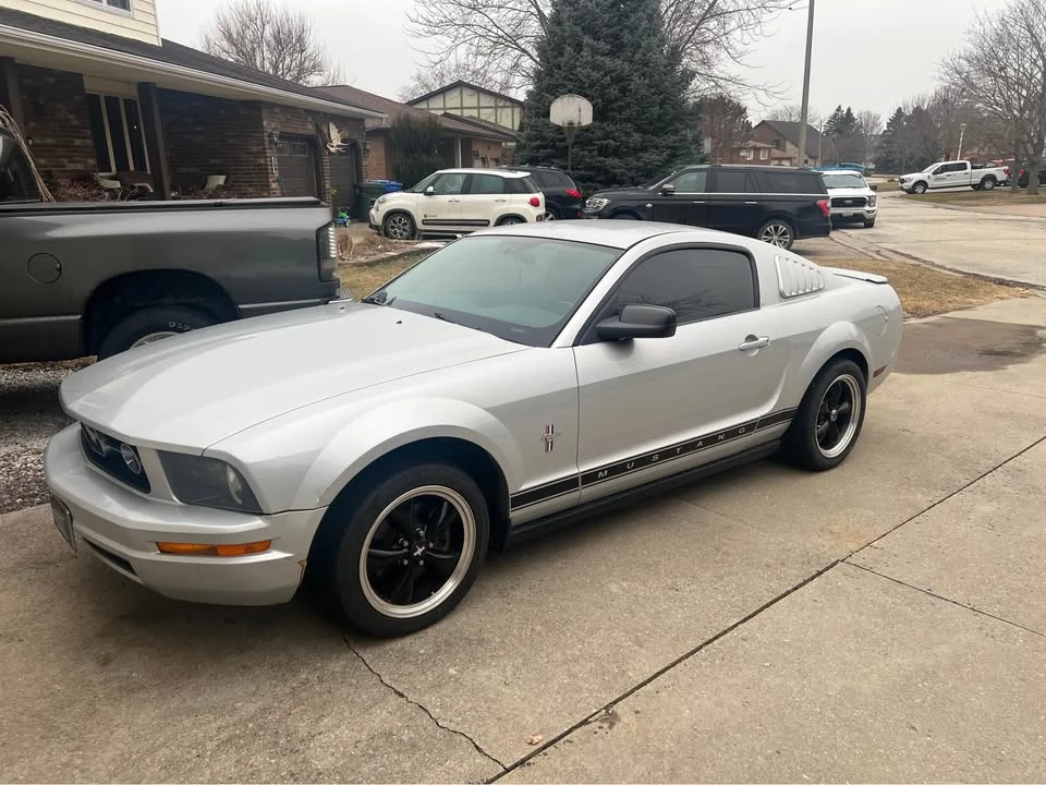 2008 Ford S197 Mustang - Image 2 of 5
