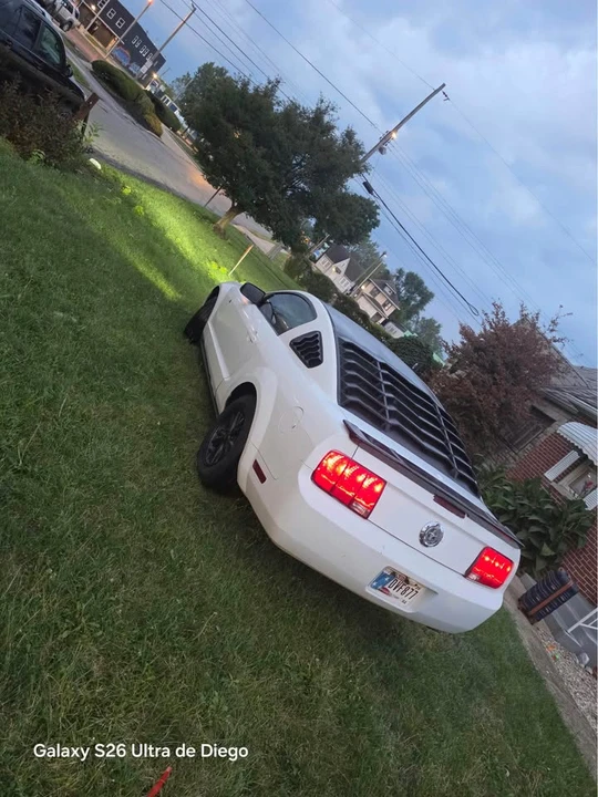 2008 Ford S197 Mustang - Image 13 of 19