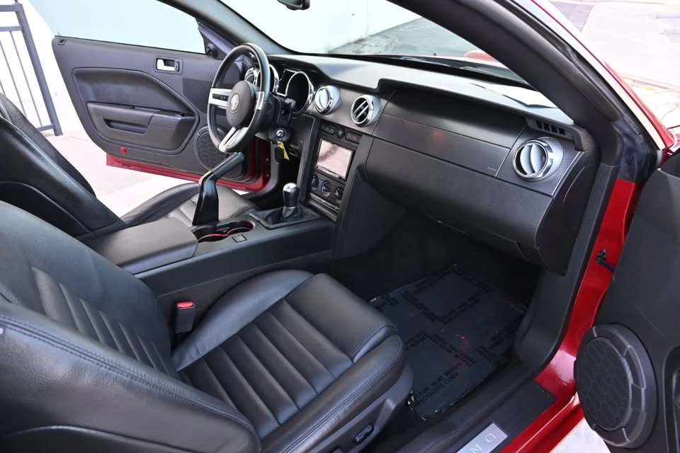 2008 Ford S197 Mustang - Image 13 of 20