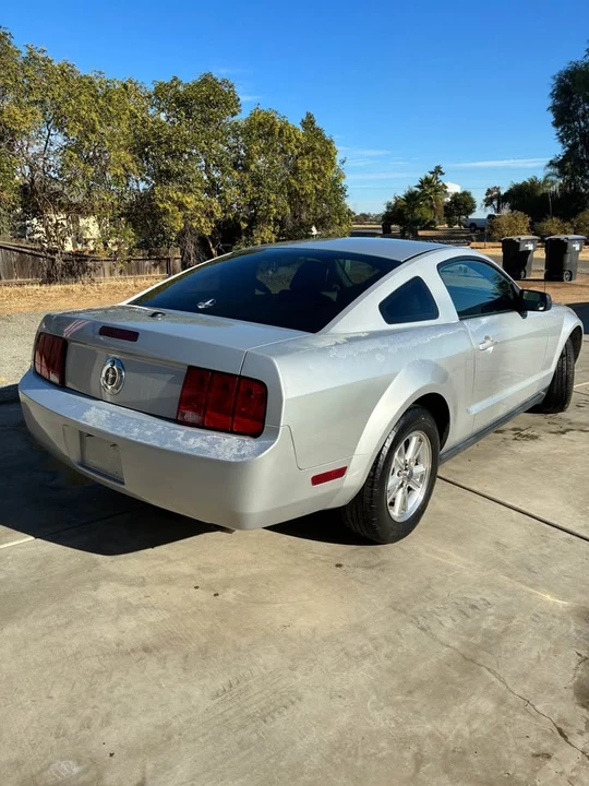 2008 Ford S197 Mustang - Image 2 of 8