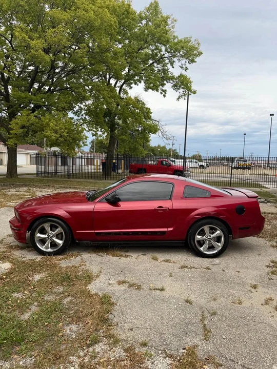 2008 Ford S197 Mustang - Image 2 of 15
