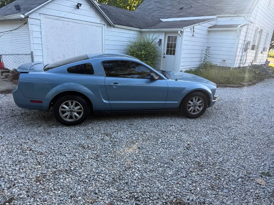 2008 Ford S197 Mustang - Image 2 of 7