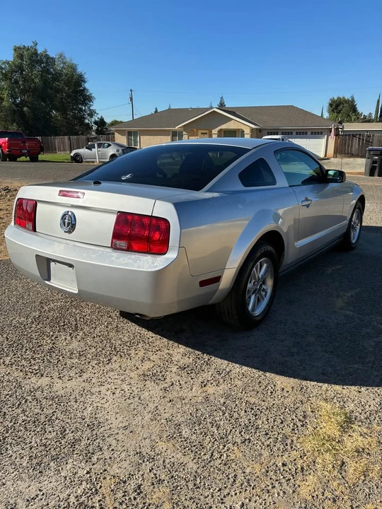 2008 Ford S197 Mustang - Image 7 of 8