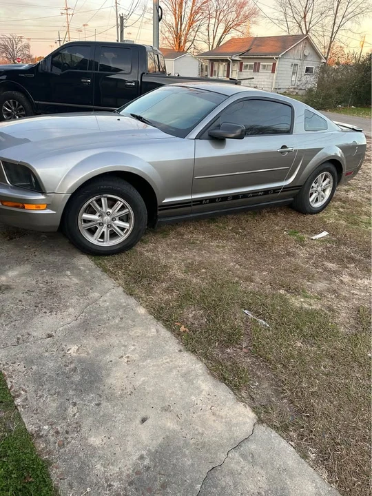 2008 Ford S197 Mustang - Image 3 of 3