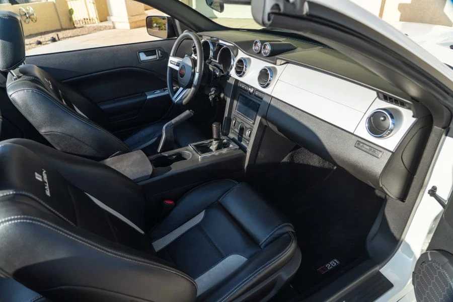 2008 Ford S197 Mustang - Image 11 of 17
