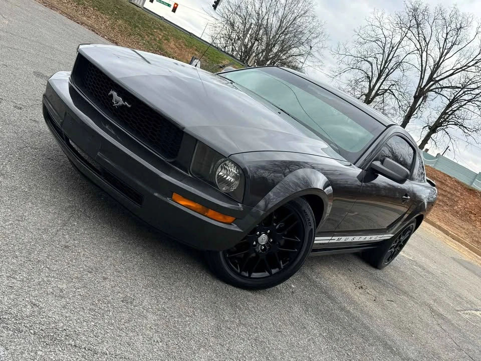 2008 Ford S197 Mustang - Image 2 of 16