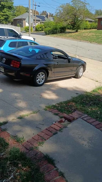 2008 Ford S197 Mustang - Image 4 of 15