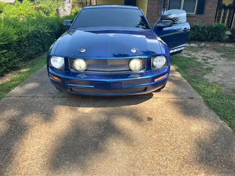 2008 Ford Mustang V6 Coupe 2D