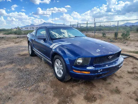 2008 Ford Mustang V6 Coupe 2D