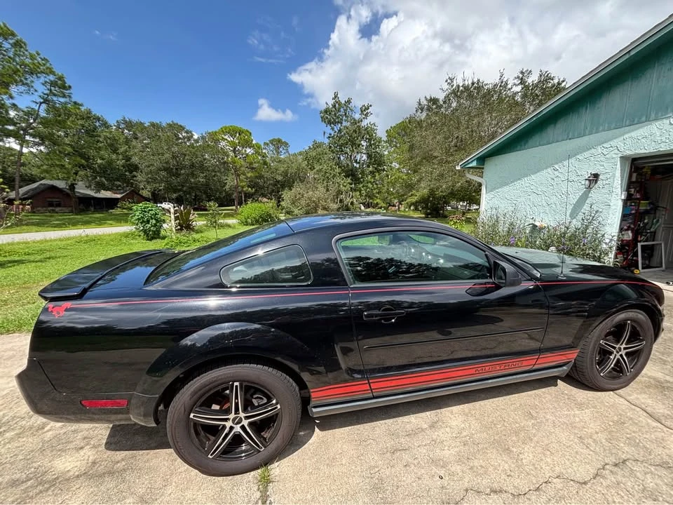 2008 Ford S197 Mustang - Image 2 of 16