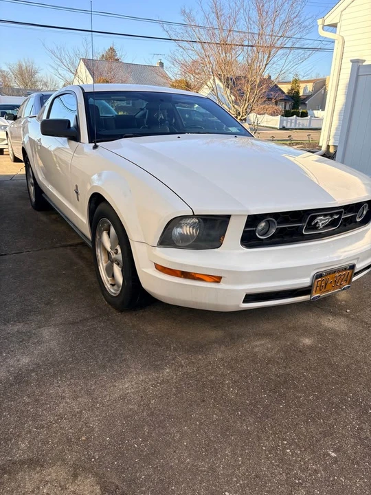2008 Ford S197 Mustang - Image 2 of 9