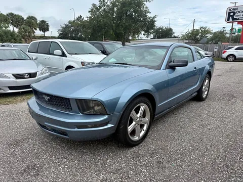 2008 Ford Mustang V6 Premium Coupe