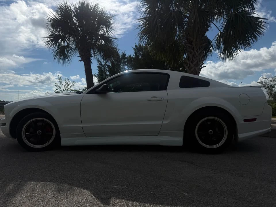 2008 Ford S197 Mustang - Image 5 of 11