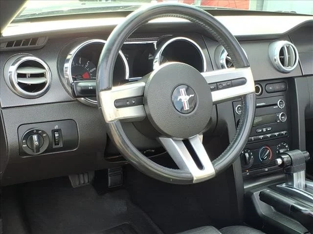 2008 Ford S197 Mustang - Image 7 of 10