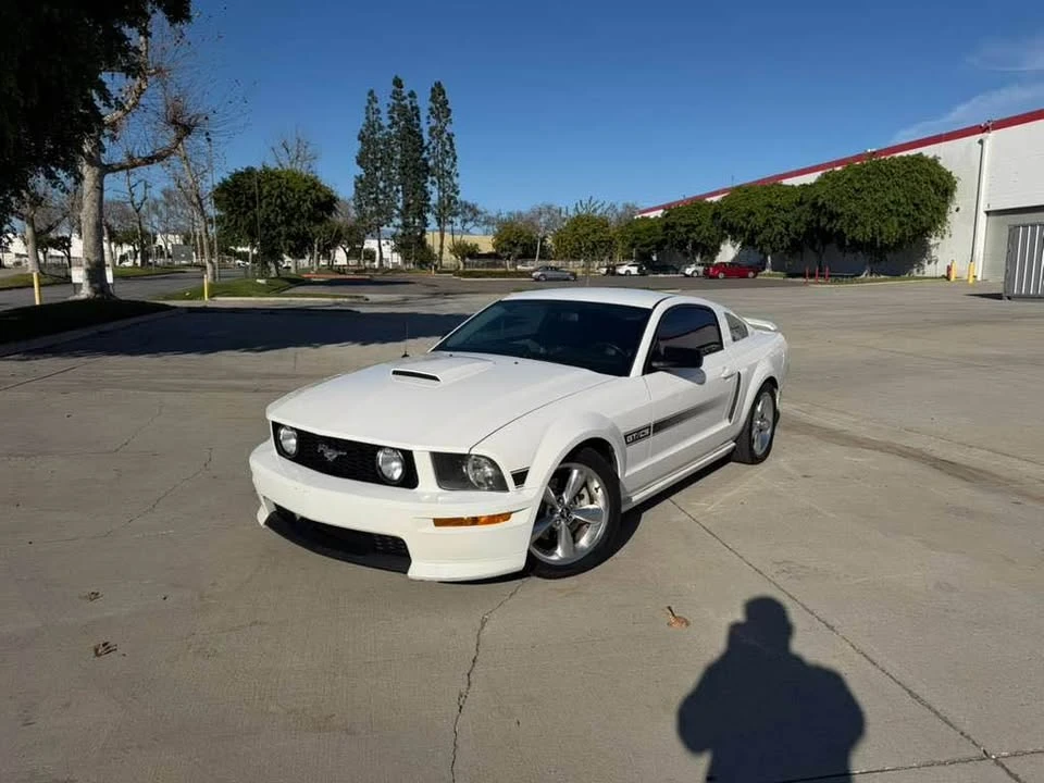 2008 Ford S197 Mustang - Image 2 of 11