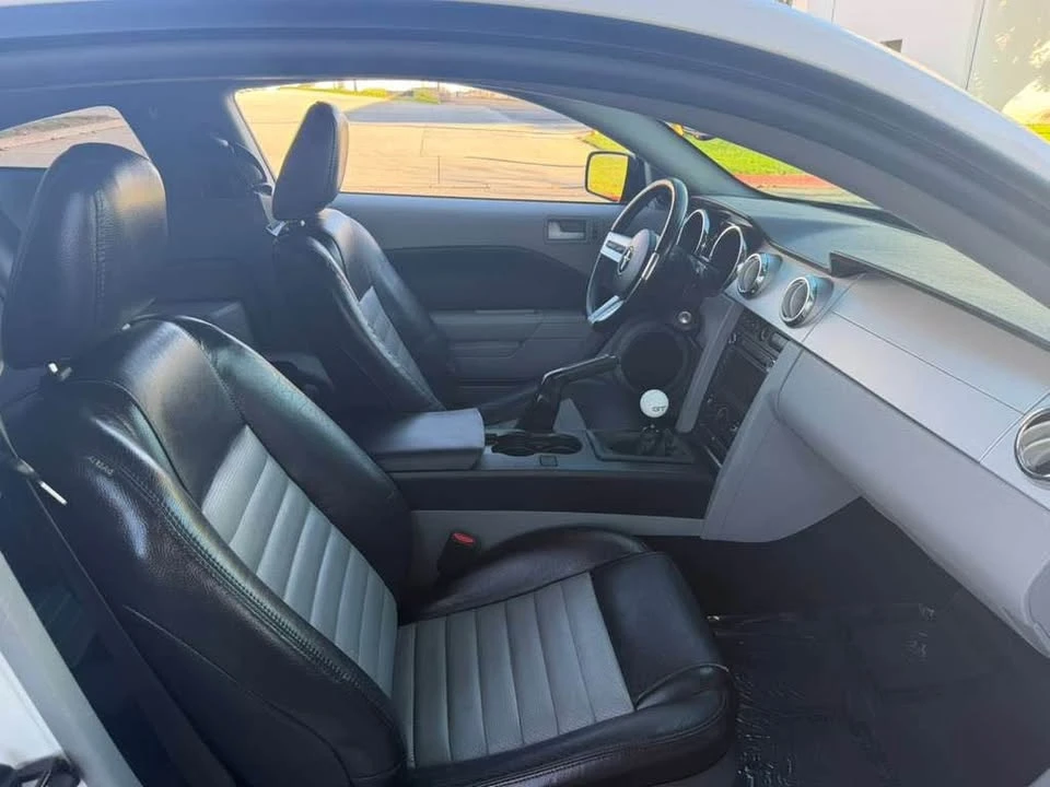 2008 Ford S197 Mustang - Image 11 of 11