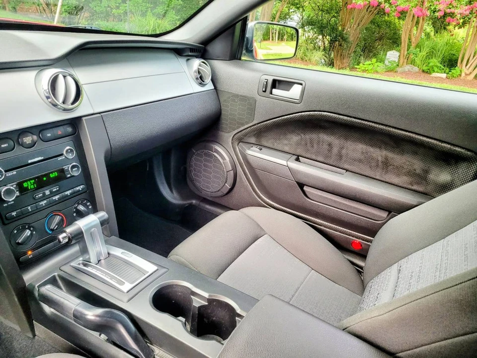 2008 Ford S197 Mustang - Image 11 of 21