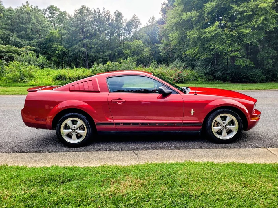 2008 Ford S197 Mustang - Image 4 of 21
