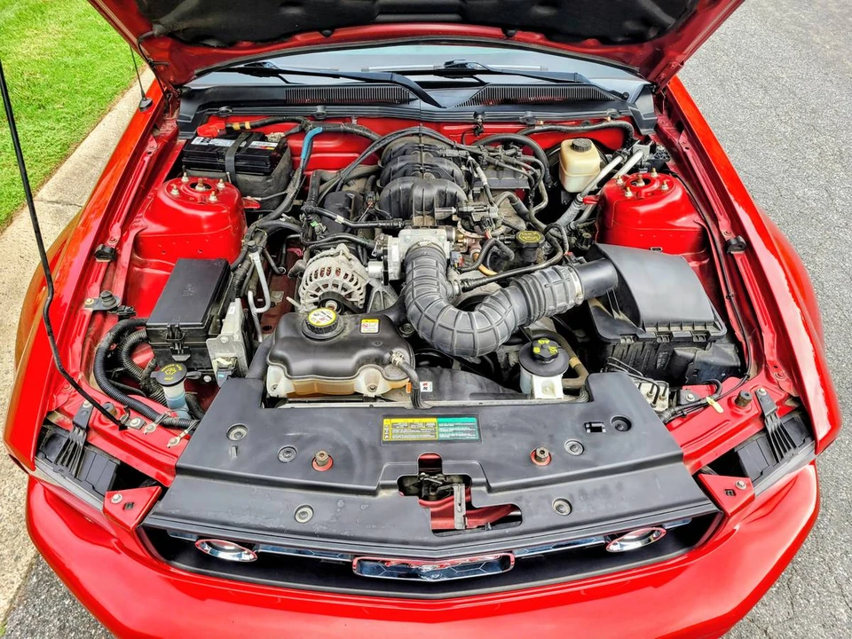 2008 Ford S197 Mustang - Image 16 of 21