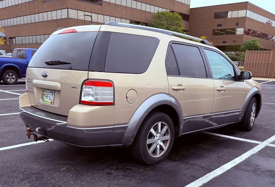 2008 Ford Taurus 5th Gen - Image 7 of 14
