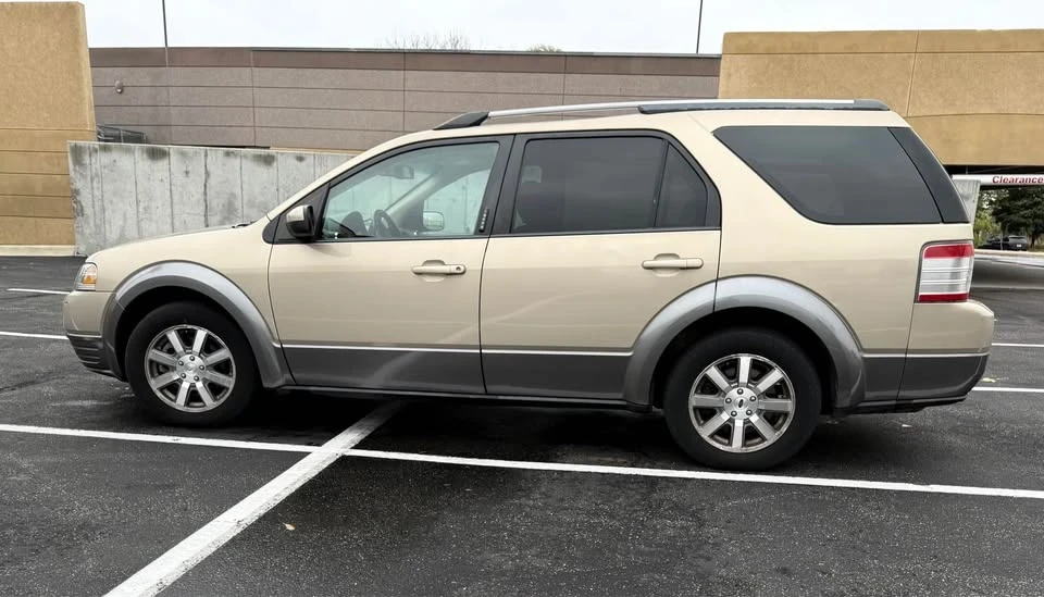 2008 Ford Taurus 5th Gen - Image 4 of 14