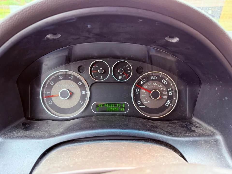2008 Ford Taurus 5th Gen - Image 8 of 14