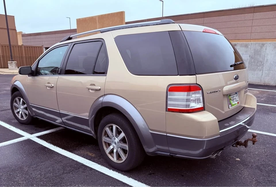 2008 Ford Taurus 5th Gen - Image 6 of 14