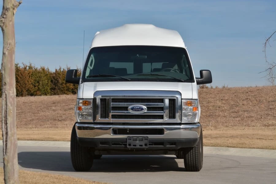 2008 Ford Econoline Van - Image 9 of 12