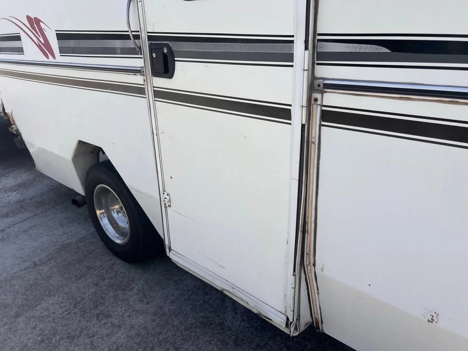 2008 Ford Econoline Van - Image 5 of 18