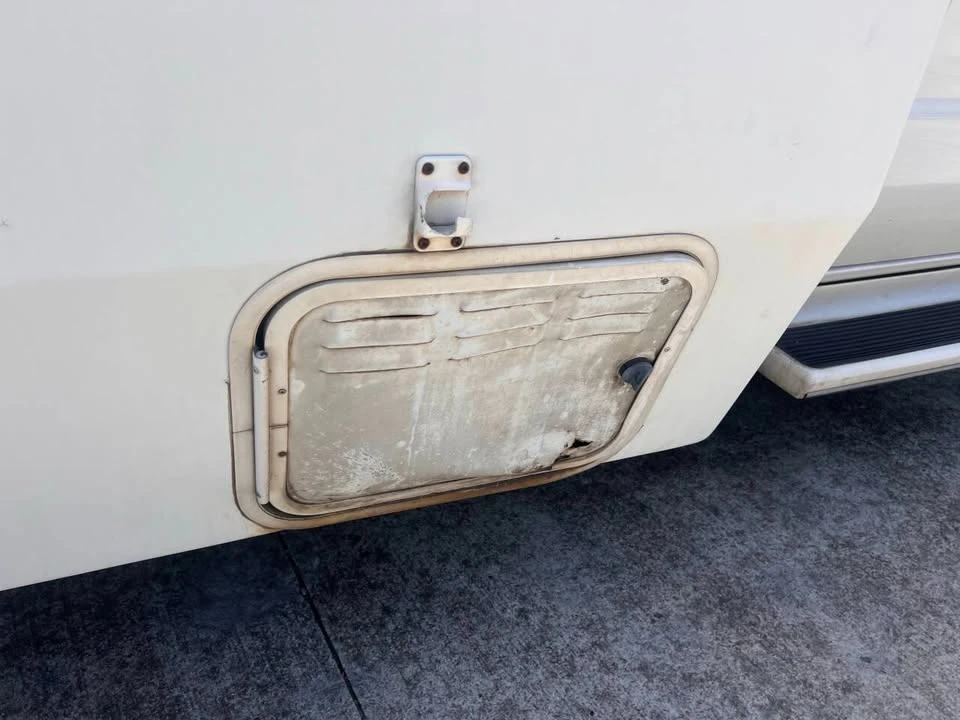 2008 Ford Econoline Van - Image 3 of 18