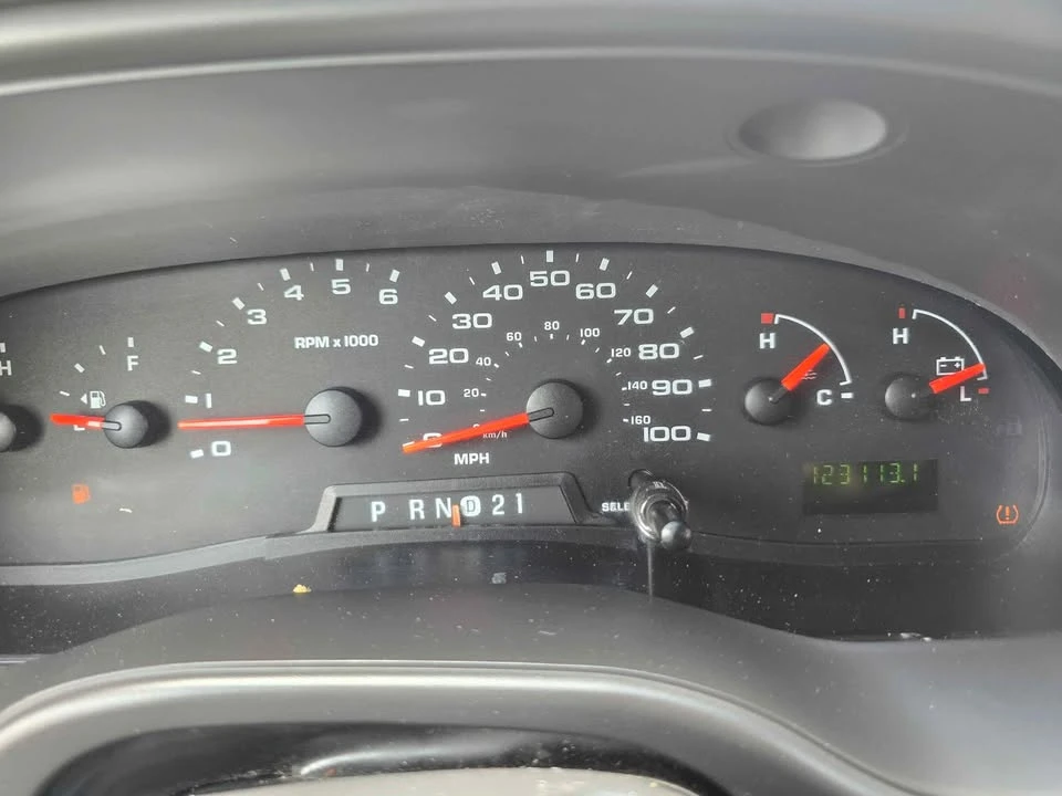 2008 Ford Econoline Van - Image 14 of 14